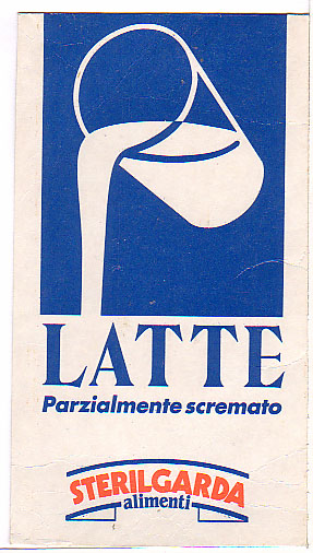 Italien: Sterilgarda alimenti - Latte parzialmente scremato