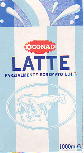 Italien: Conad - Latte parzialmente scremato UHT