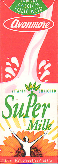 Irland: Avonmore - SuPer Milk, vitamin A, B, D, E enriched, low fat, calcium, folic acid
