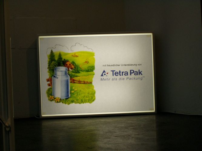 mono exhibition space - tetra pak ad